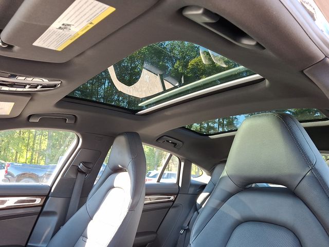 2018 Porsche Panamera E-Hybrid 4 Image 30 of 35