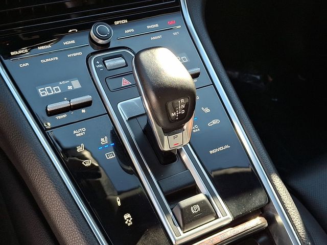 2018 Porsche Panamera E-Hybrid 4 Image 23 of 35