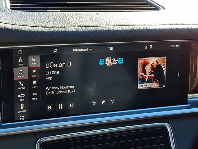 2018 Porsche Panamera E-Hybrid 4 Image 18 of 35