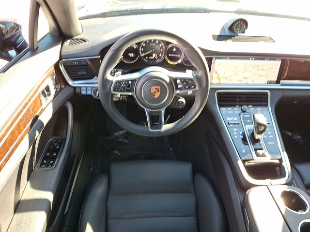 2018 Porsche Panamera E-Hybrid 4 Image 12 of 35