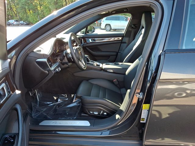 2018 Porsche Panamera E-Hybrid 4 Image 11 of 35