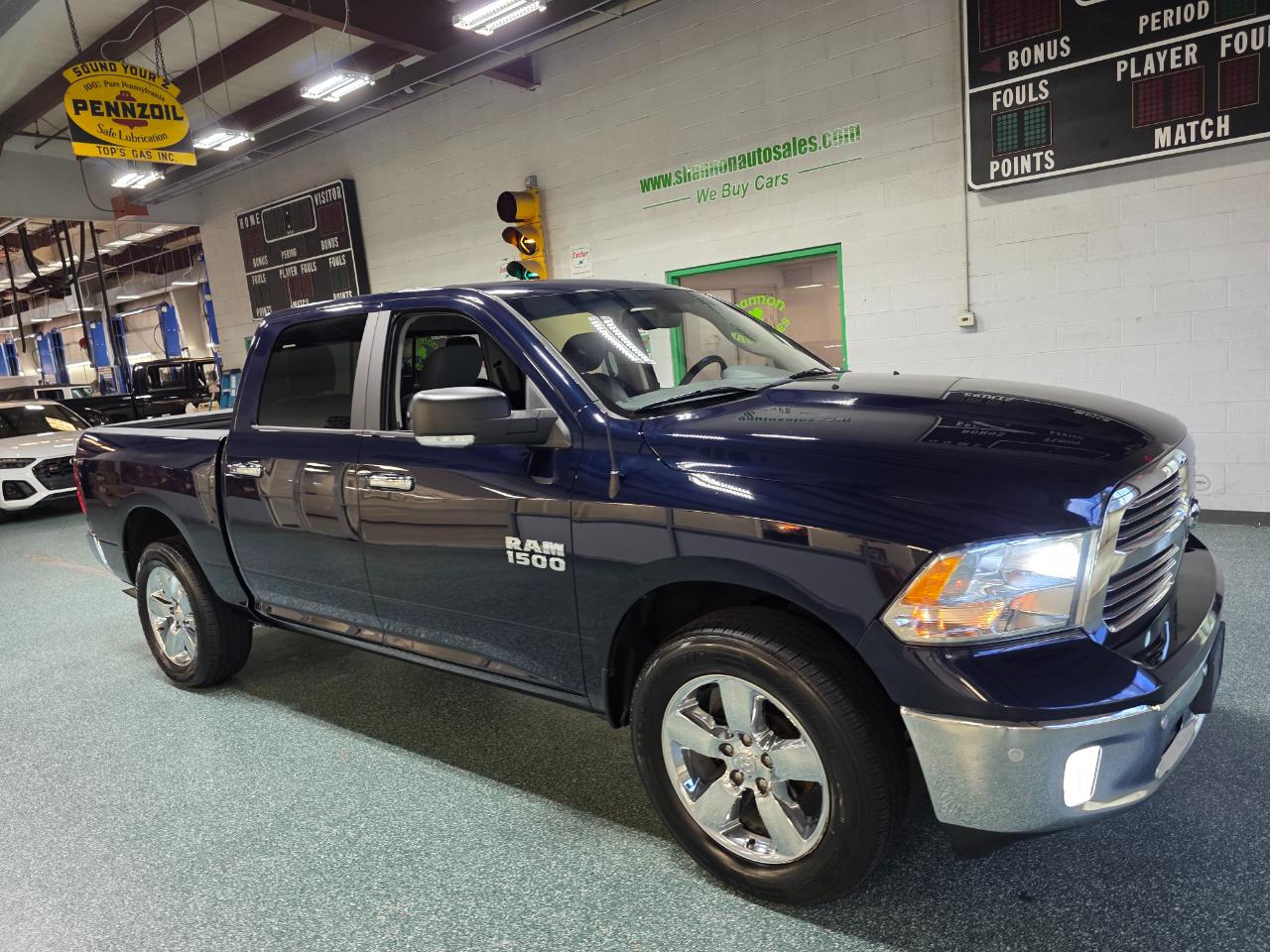2018 Ram 1500 Big Horn Image 3 of 41