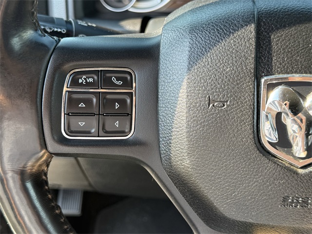 Vehicle image 25 of 28