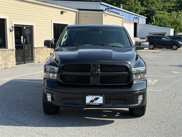 Vehicle image 2 of 28