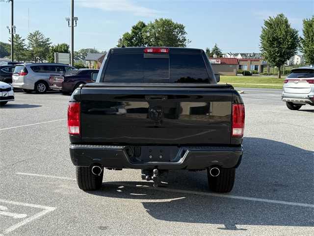 Vehicle image 6 of 28