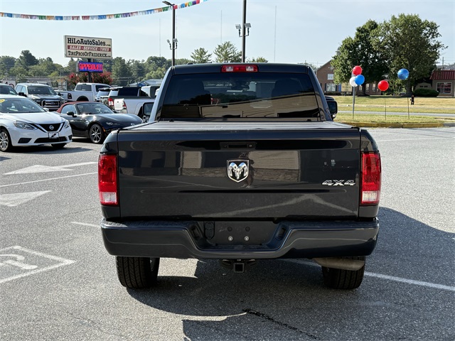 Vehicle image 6 of 24