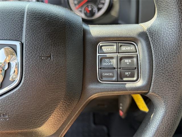 Vehicle image 19 of 24