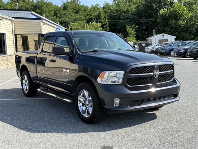 Vehicle image 3 of 24