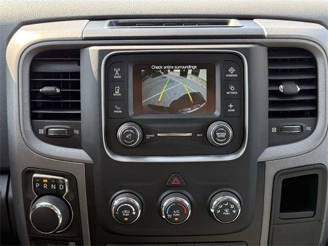 Vehicle image 16 of 24