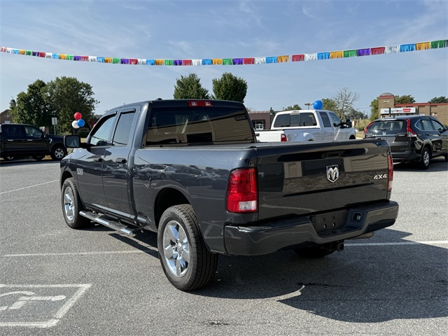 Vehicle image 7 of 24