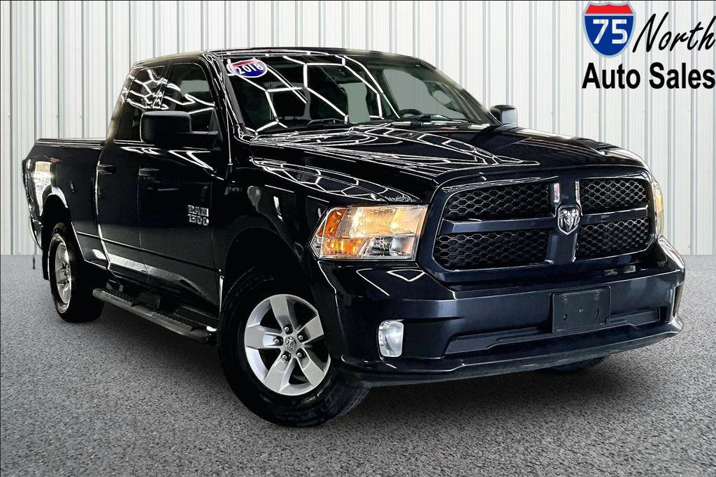 2018 Ram 1500 Express Image 2 of 31