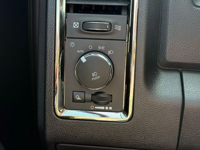 Vehicle image 40 of 51