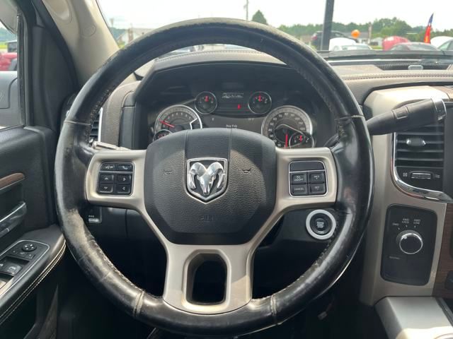 Vehicle image 14 of 33