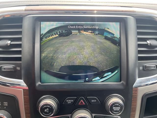 Vehicle image 20 of 33