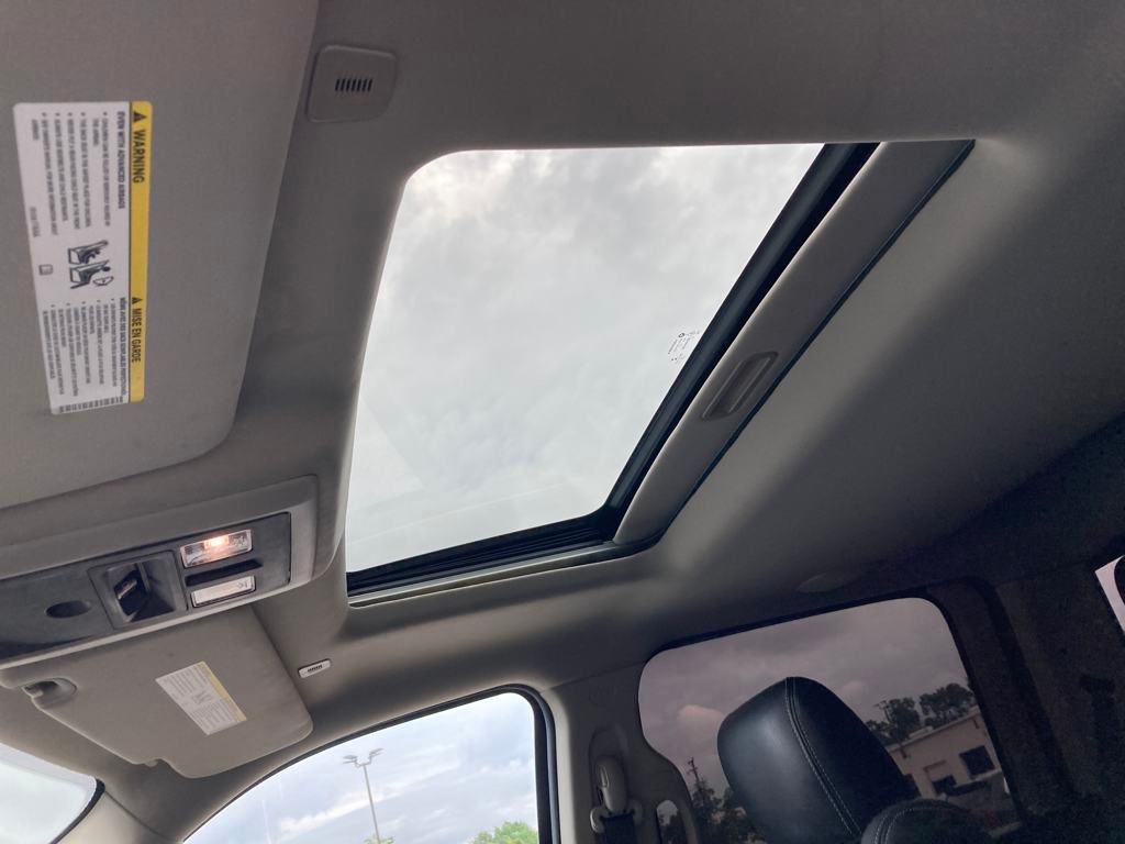 Vehicle image 44 of 49