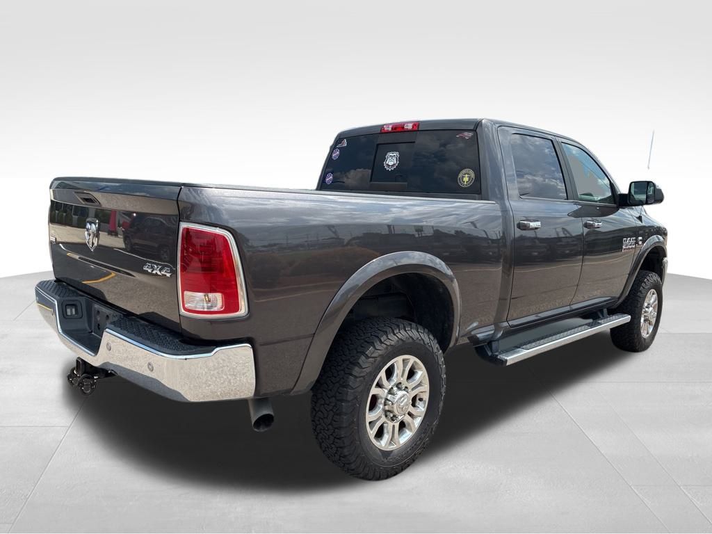 Vehicle image 9 of 49