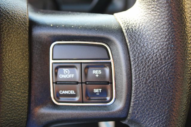 Vehicle image 20 of 31