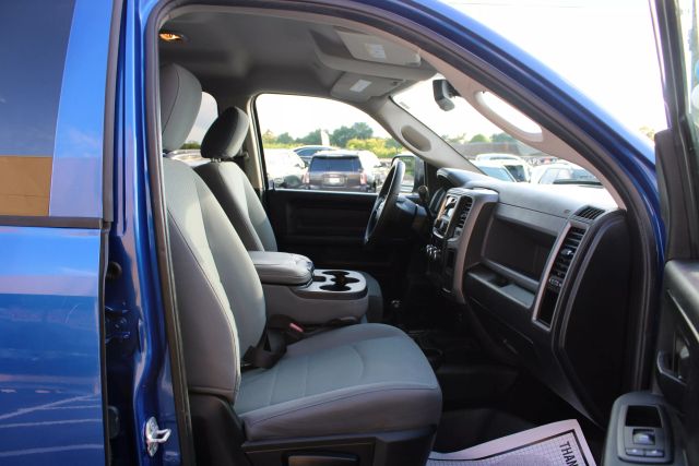 Vehicle image 12 of 31