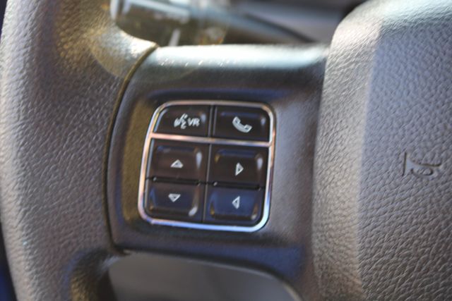 Vehicle image 22 of 31