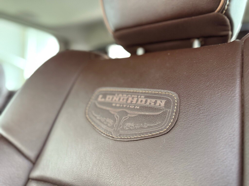 Vehicle image 26 of 61