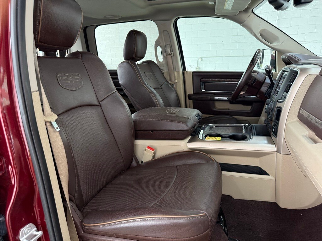 Vehicle image 56 of 61