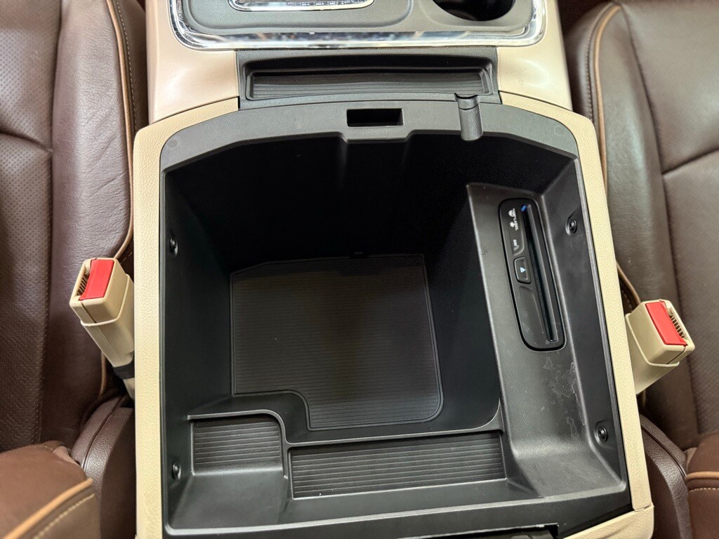 Vehicle image 44 of 61