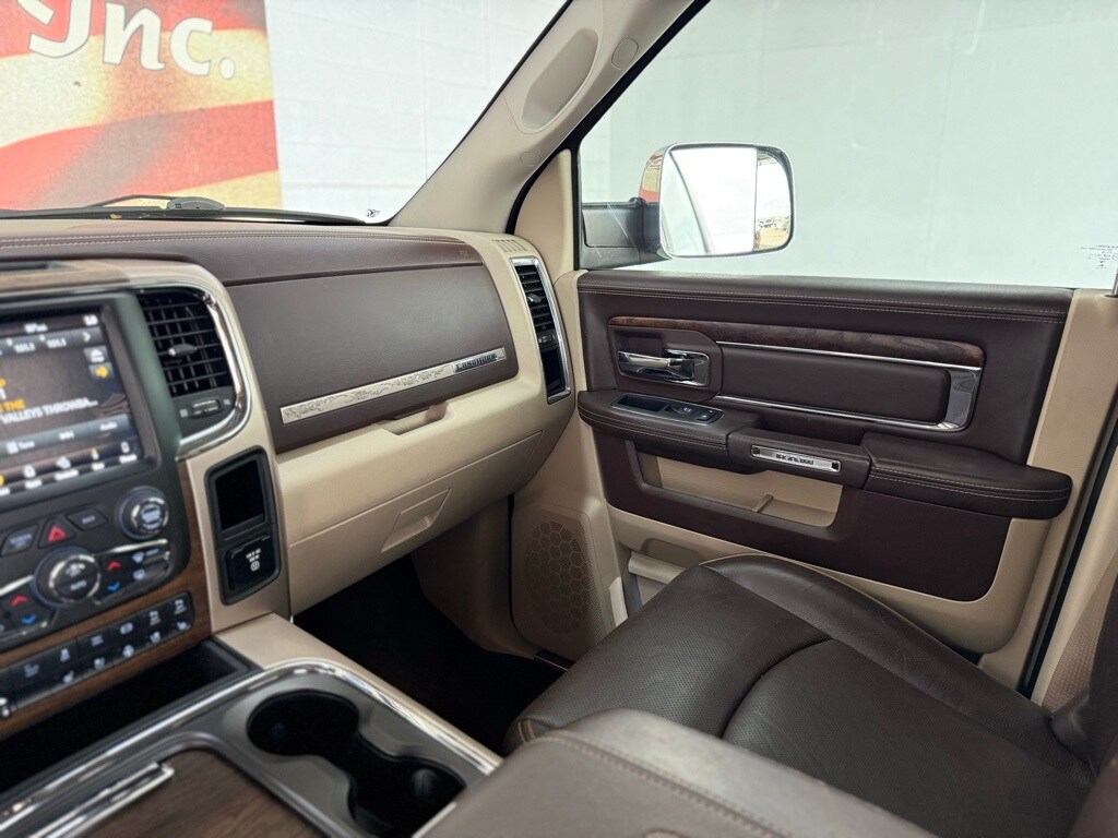 Vehicle image 41 of 61