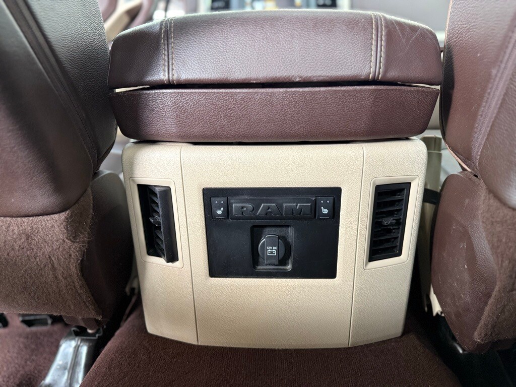Vehicle image 53 of 61