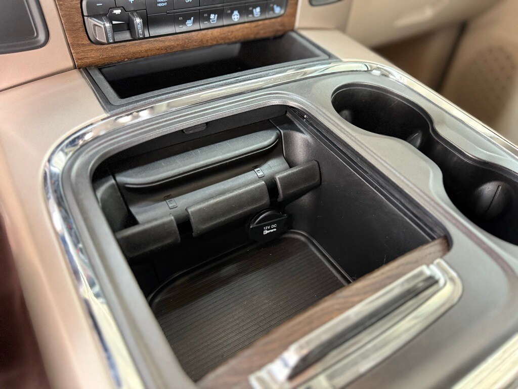 Vehicle image 35 of 61