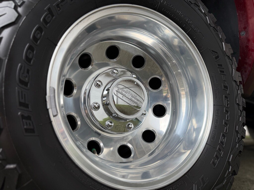 Vehicle image 19 of 61