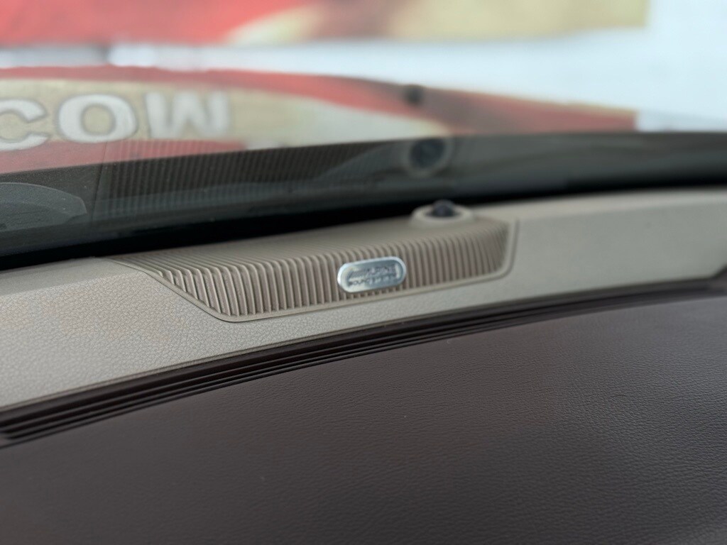 Vehicle image 31 of 61