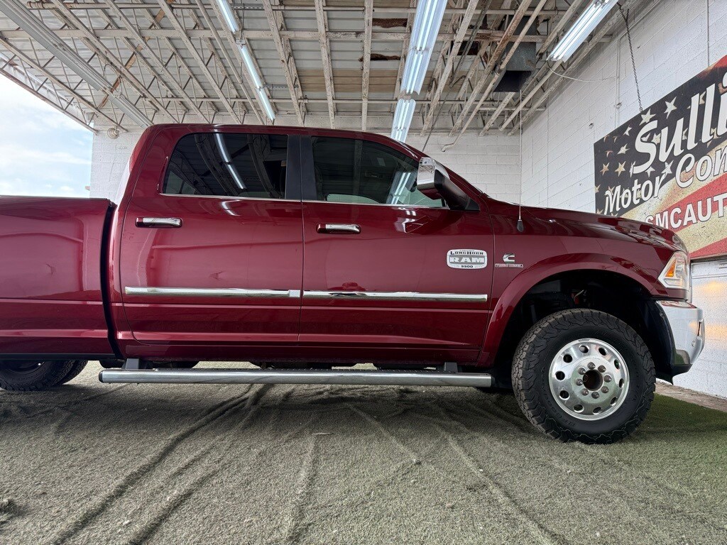 Vehicle image 5 of 61