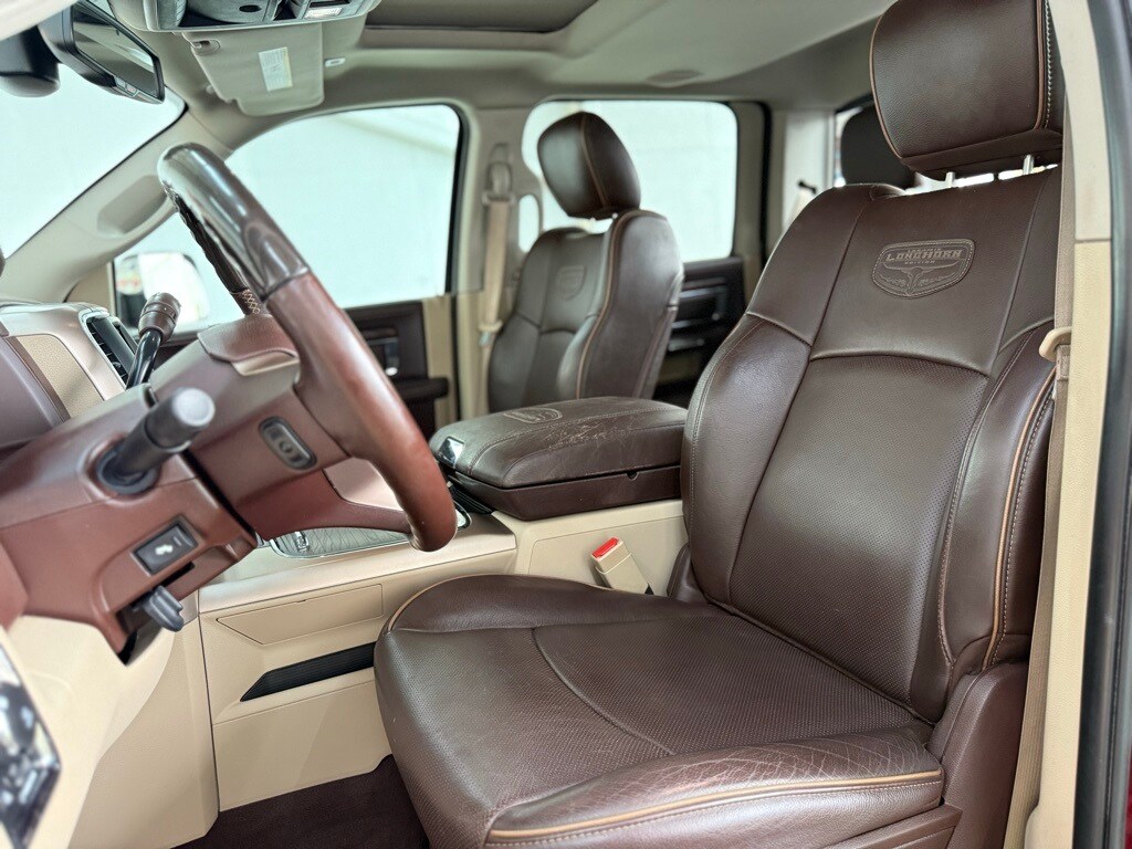 Vehicle image 23 of 61