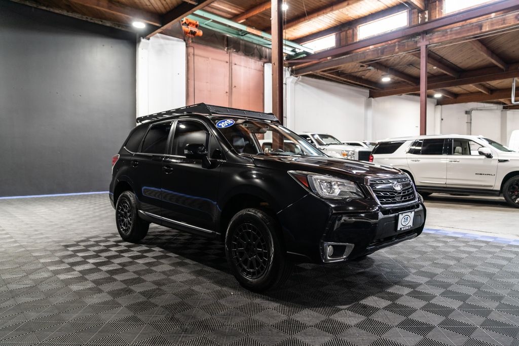 2018 Subaru Forester Touring Image 3 of 27