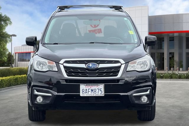 2018 Subaru Forester Limited Image 2 of 33