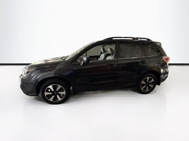 2018 Subaru Forester Limited Image 1 of 33