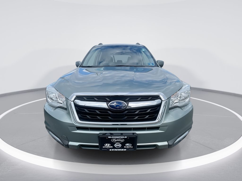2018 Subaru Forester Premium Image 3 of 28