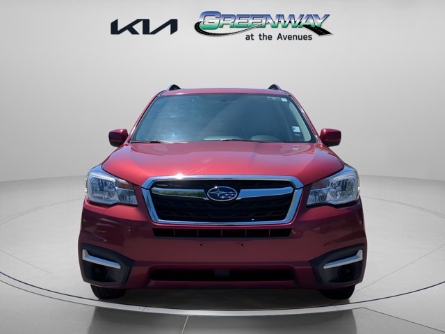 2018 Subaru Forester Premium Image 2 of 32
