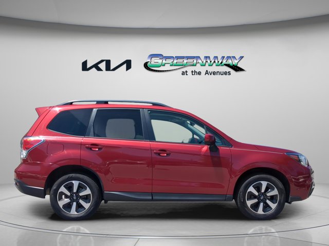 2018 Subaru Forester Premium Image 3 of 32