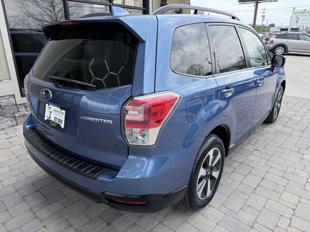 Vehicle image 18 of 41
