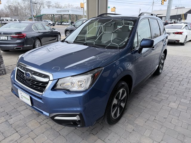 Vehicle image 3 of 41