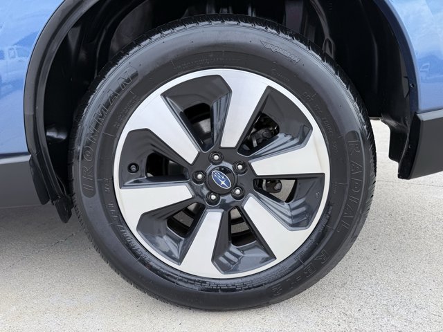 Vehicle image 36 of 41