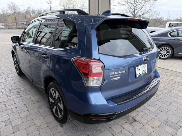 Vehicle image 22 of 41