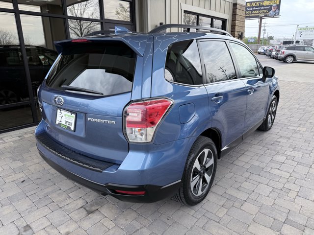 Vehicle image 17 of 41