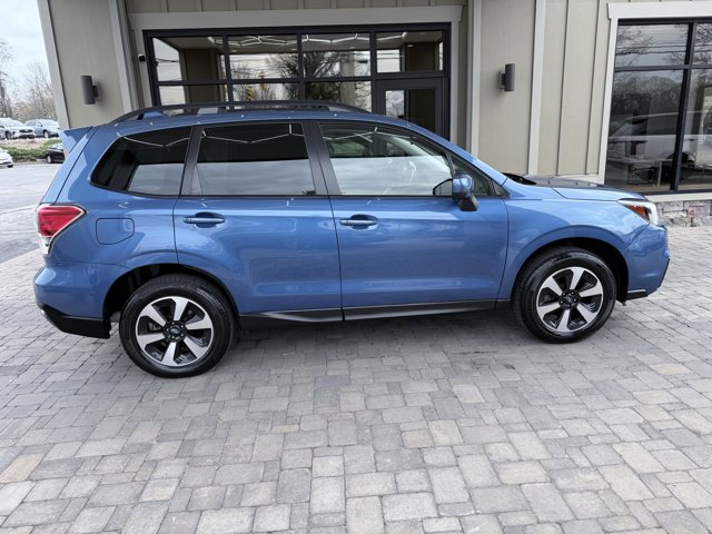 Vehicle image 15 of 41
