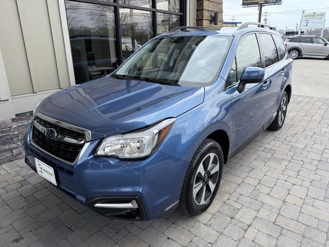 Vehicle image 2 of 41