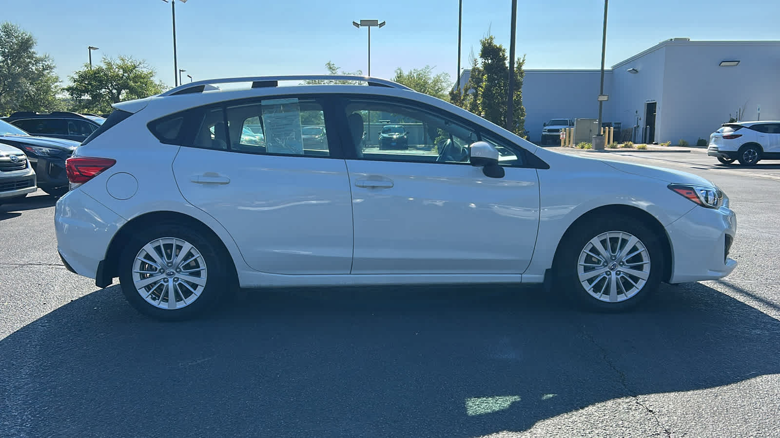 Vehicle image 4 of 30