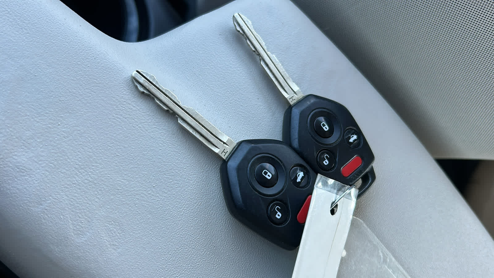 Vehicle image 24 of 30