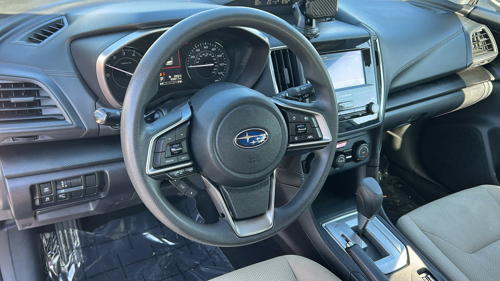 Vehicle image 16 of 30