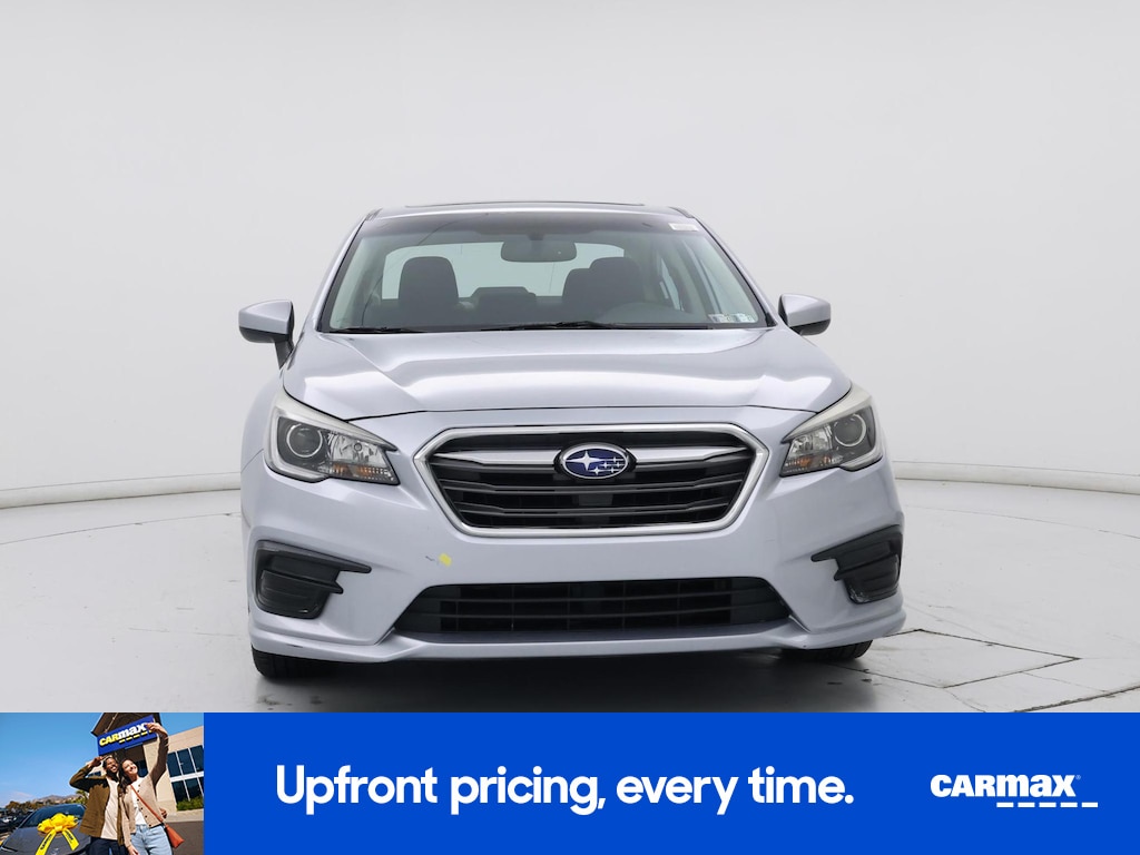 2018 Subaru Legacy Premium Image 2 of 26
